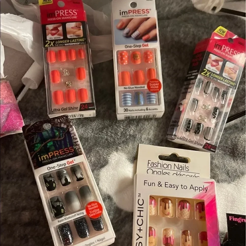 Huge lot faux fake nails, nail art nail dipping acrylic see all pictures